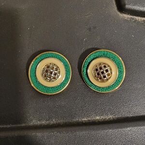 Source Unknown Vintage Green and Gold Earrings
